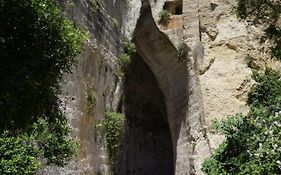 B&B Epipoli